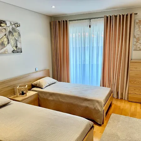 Magnifico T2 De * Esmoriz