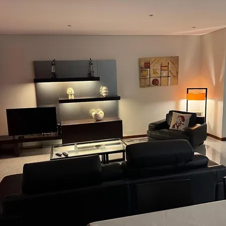 Magnifico T2 De 아파트